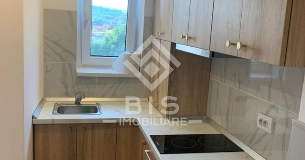 Apartament semidecomandat cu 2 camere în zona Ultracentral, Bistrița