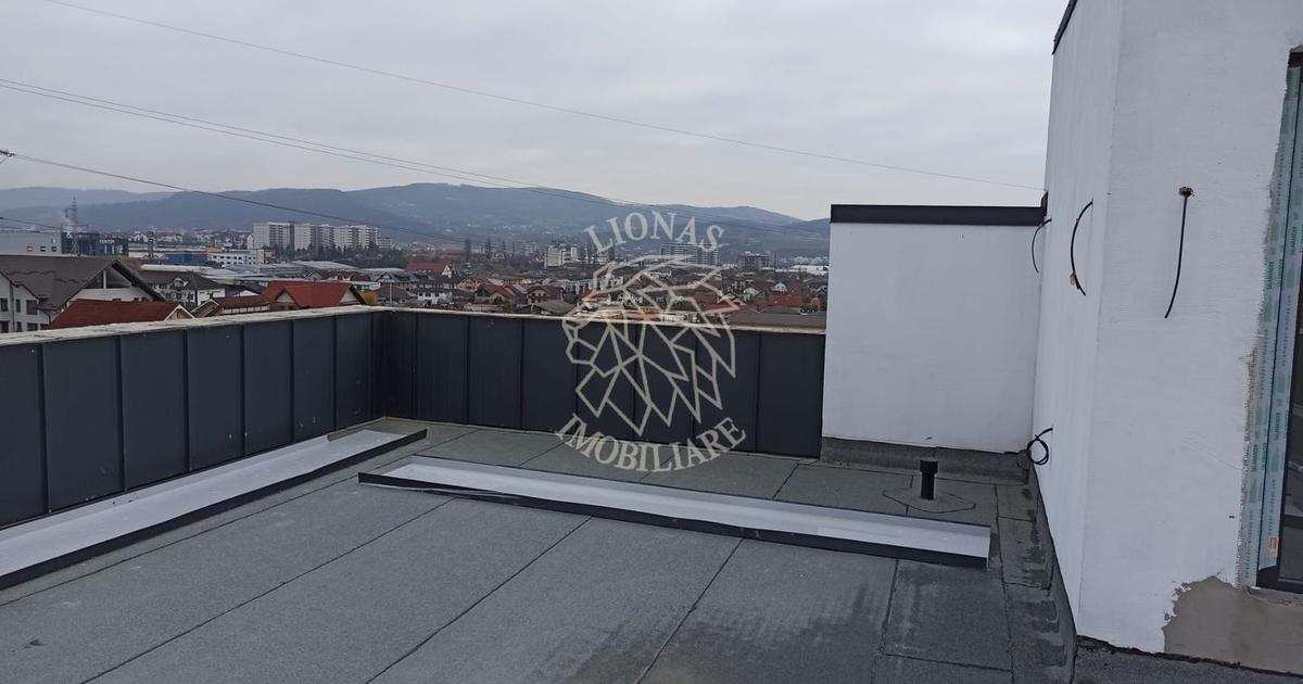 Apartament decomandat cu 3 camere în zona Vest, Bistrița