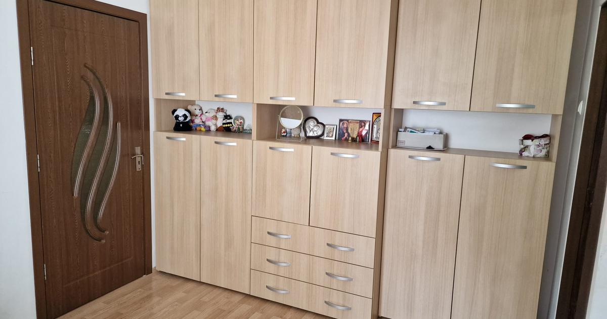 Apartament semidecomandat cu 2 camere în zona Central, Botoșani