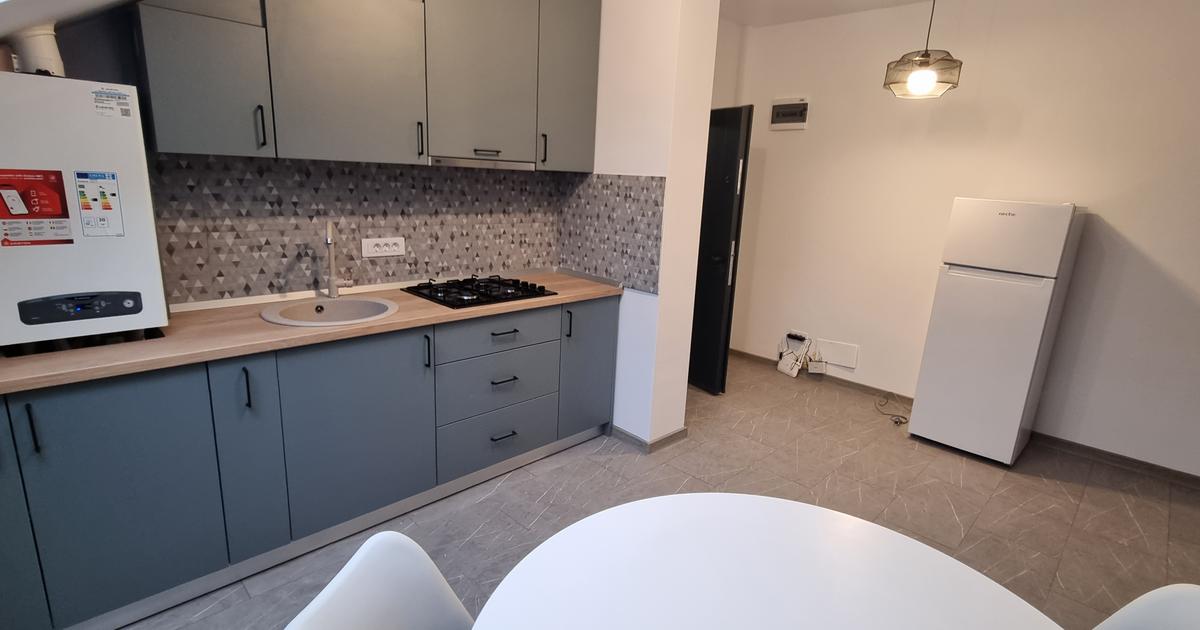 Apartament cu 2 camere în zona Central, Botoșani