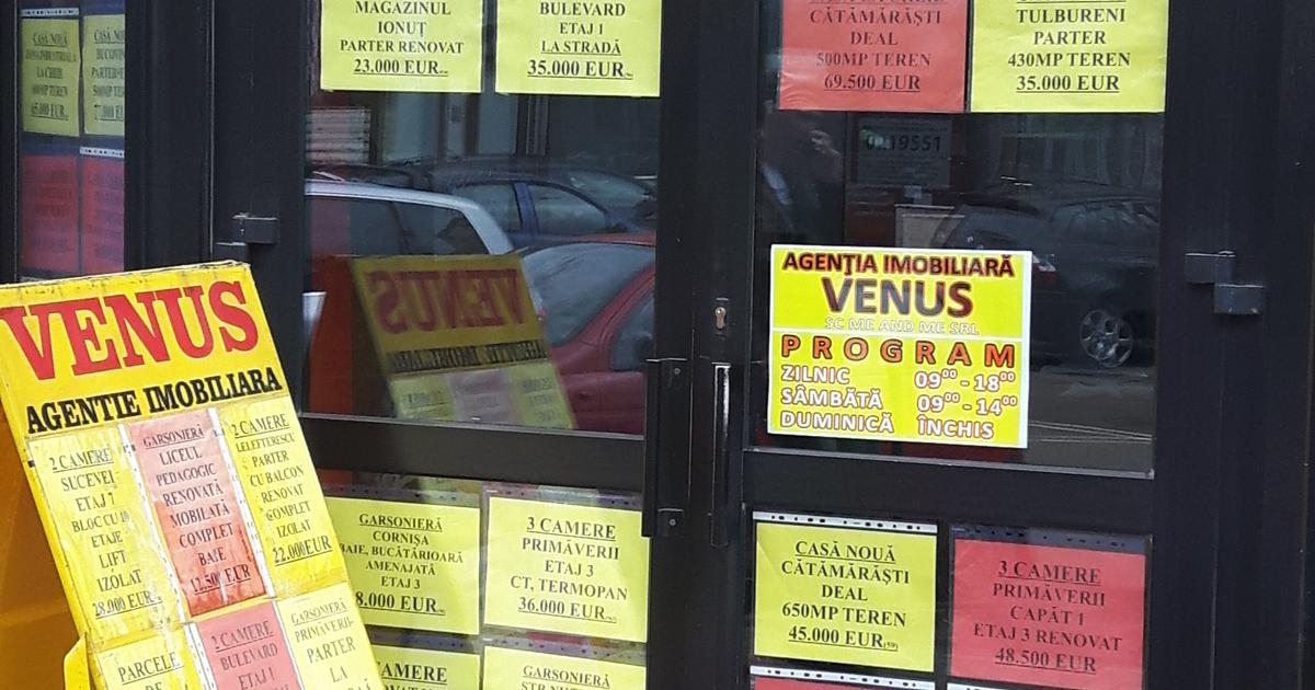 Apartament cu 2 camere în zona Central, Botoșani