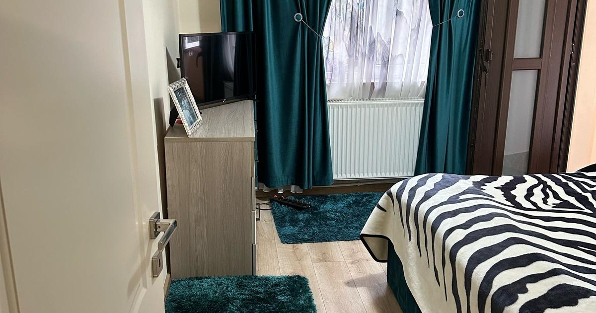 Apartament decomandat cu 3 camere în zona Central, Botoșani