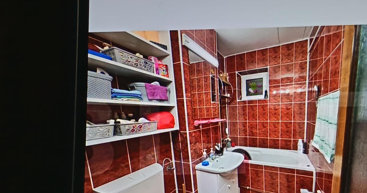 Apartament cu 3 camere în zona Central, Botoșani