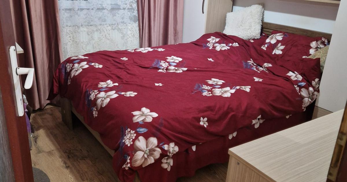 Apartament decomandat cu 3 camere în zona Central, Botoșani