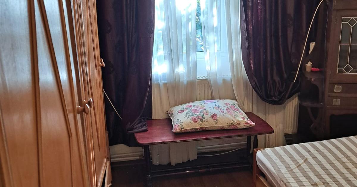 Apartament decomandat cu 4 camere în zona Central, Botoșani