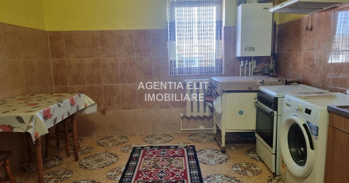Apartament semidecomandat cu 2 camere în zona Central, Botoșani