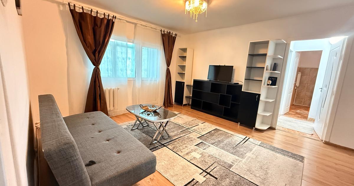 Apartament semidecomandat cu 2 camere în zona Central, Botoșani