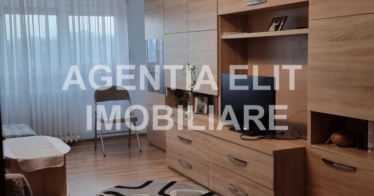 Apartament decomandat cu 4 camere în zona Central, Botoșani