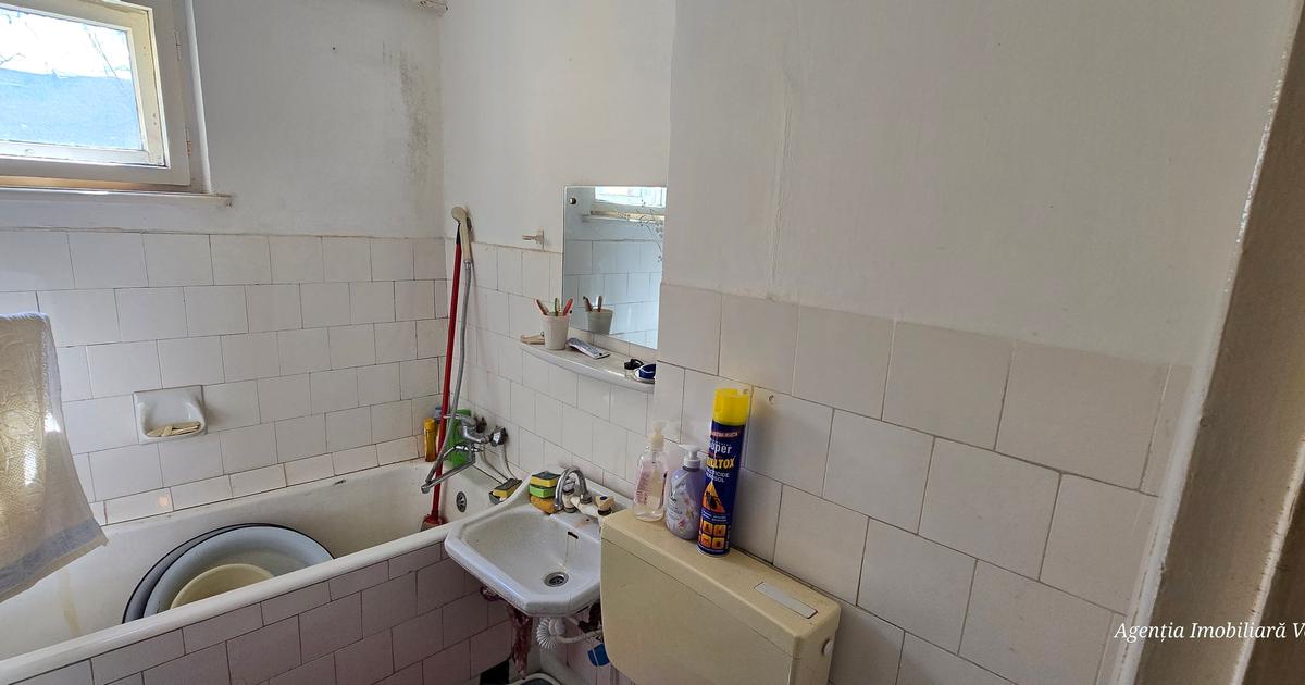 Apartament 75 mp cu 4 camere în zona Ultracentral, Botoșani