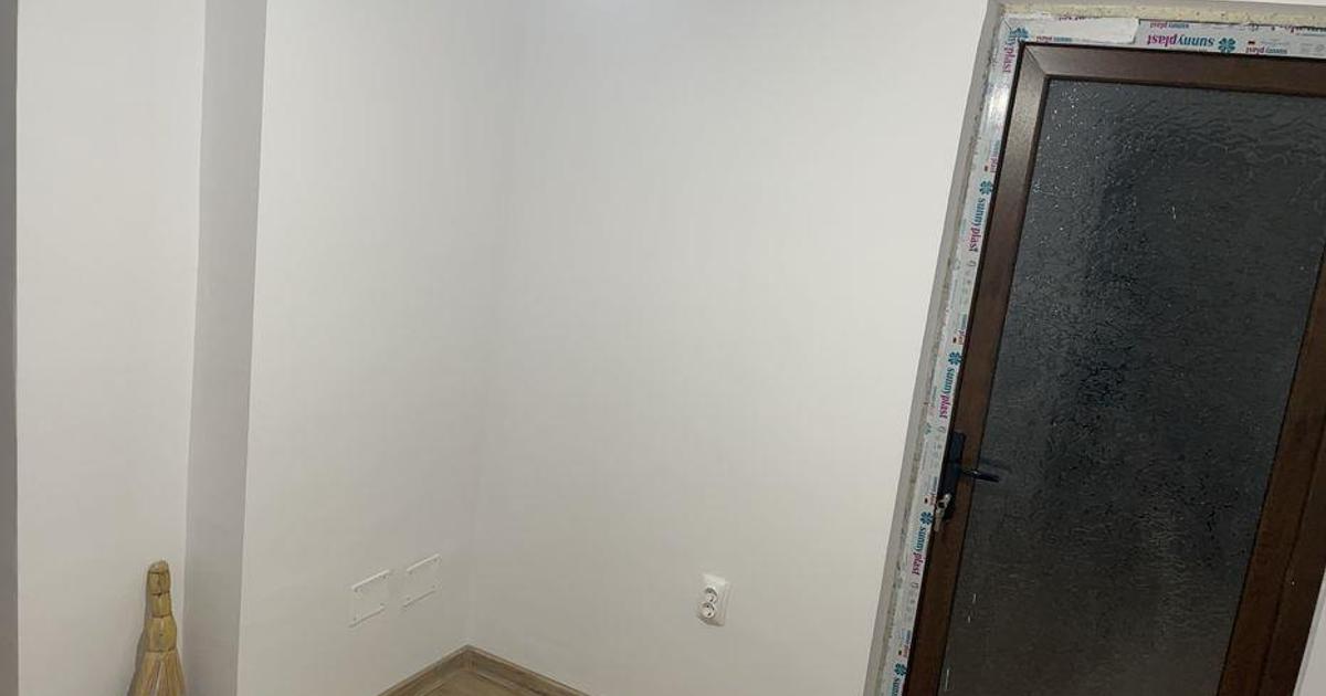 Apartament semidecomandat cu 2 camere în zona Apollo, Brăila