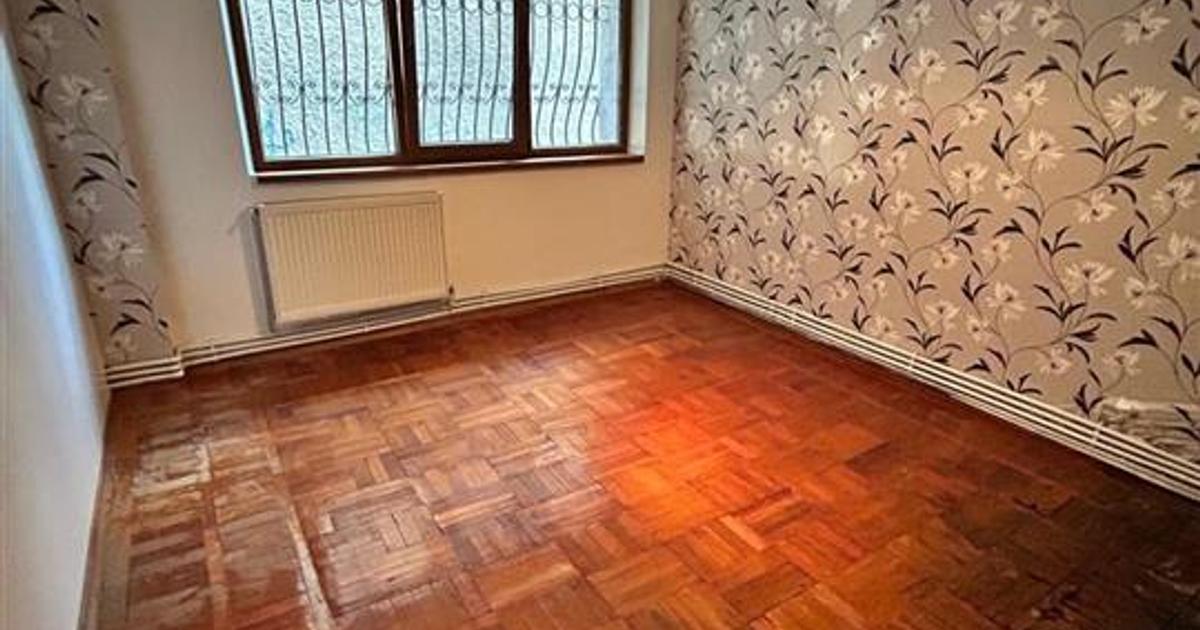 Apartament decomandat cu 2 camere în zona Apollo, Brăila