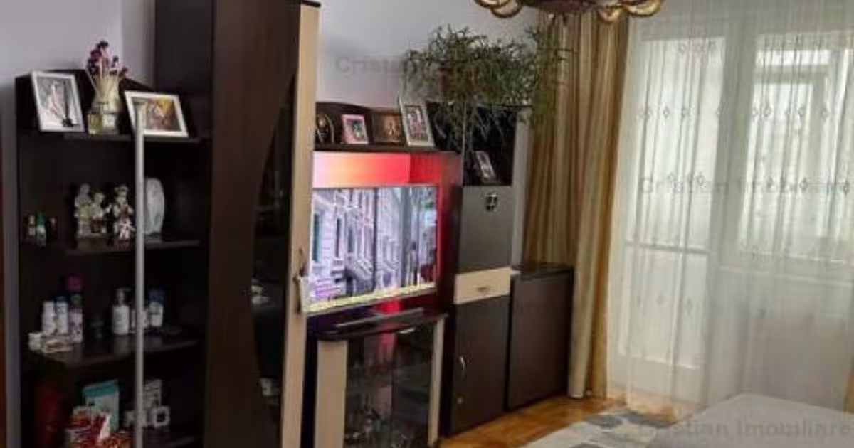 Apartament semidecomandat cu 2 camere în zona Apollo, Brăila