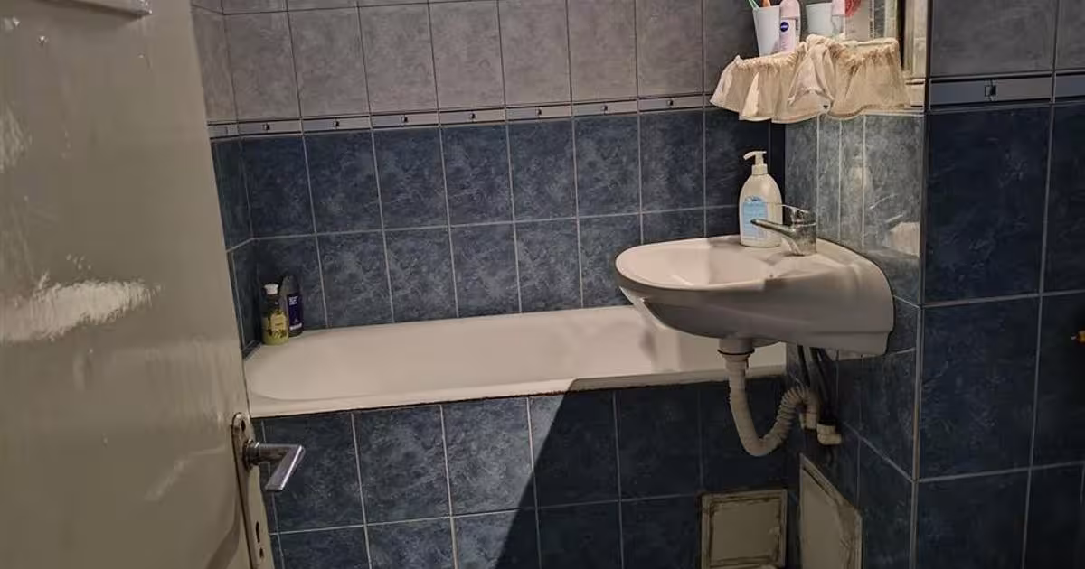 Apartament decomandat cu 3 camere în zona Barieră, Brăila
