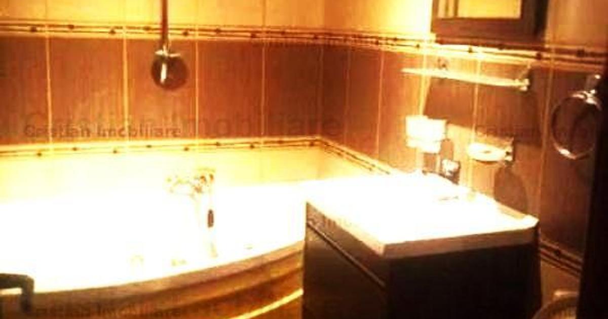 Apartament decomandat cu 2 camere în zona Buzaului, Brăila