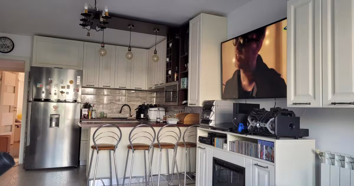 Apartament decomandat cu 2 camere în zona Buzaului, Brăila