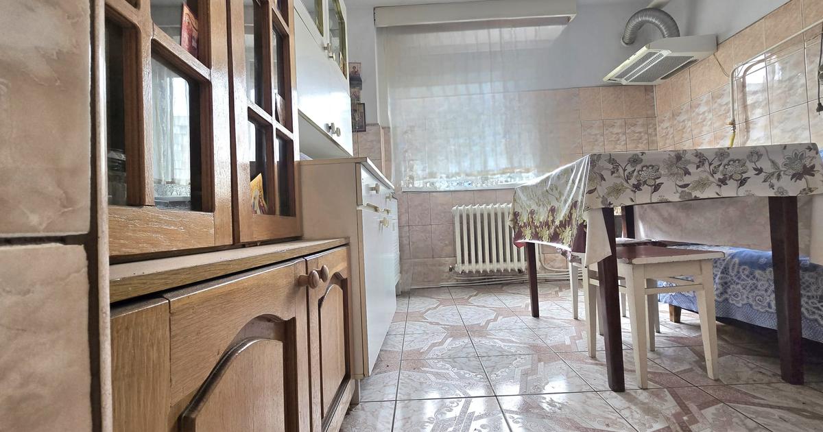 Apartament semidecomandat cu 2 camere în zona Călărași, Brăila