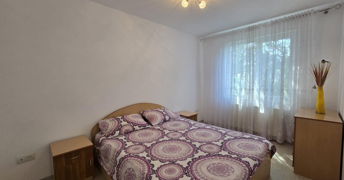 Apartament semidecomandat cu 3 camere în zona Calea Galați, Brăila