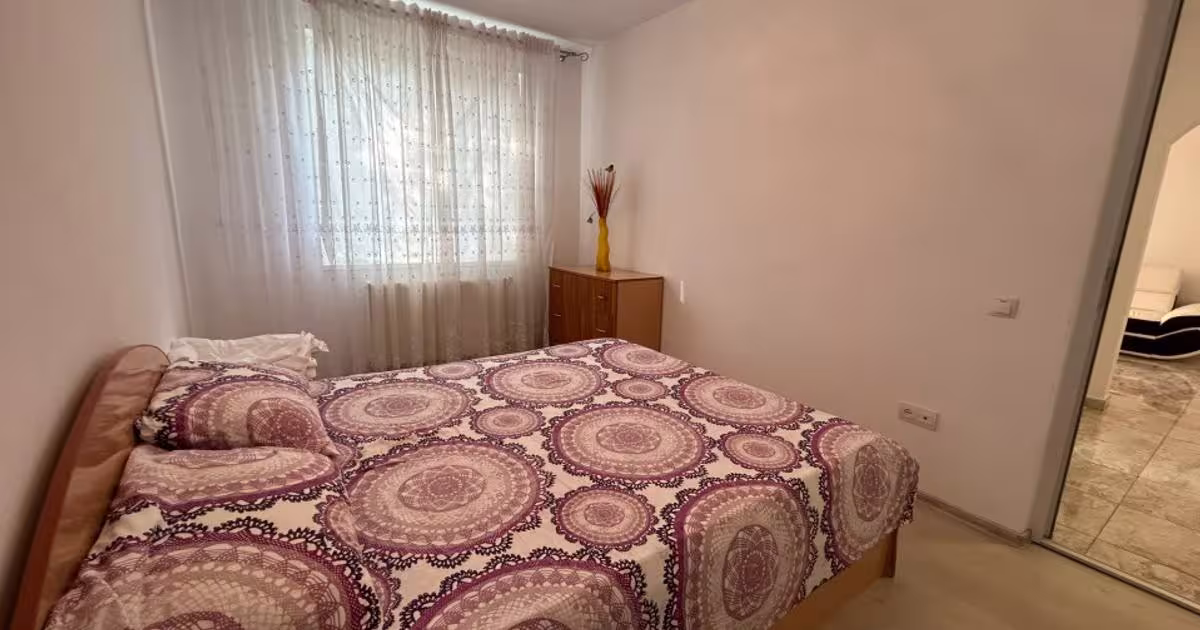 Apartament semidecomandat cu 3 camere în zona Calea Galați, Brăila