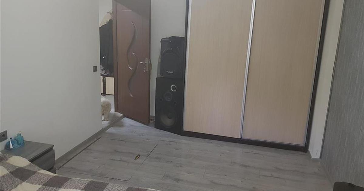 Apartament decomandat cu 2 camere în zona Dorobanți, Brăila