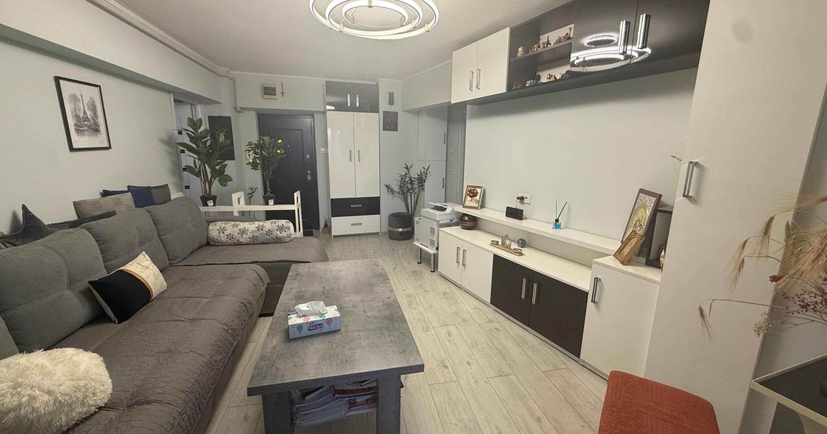 Apartament decomandat cu 3 camere în zona Dorobanți, Brăila