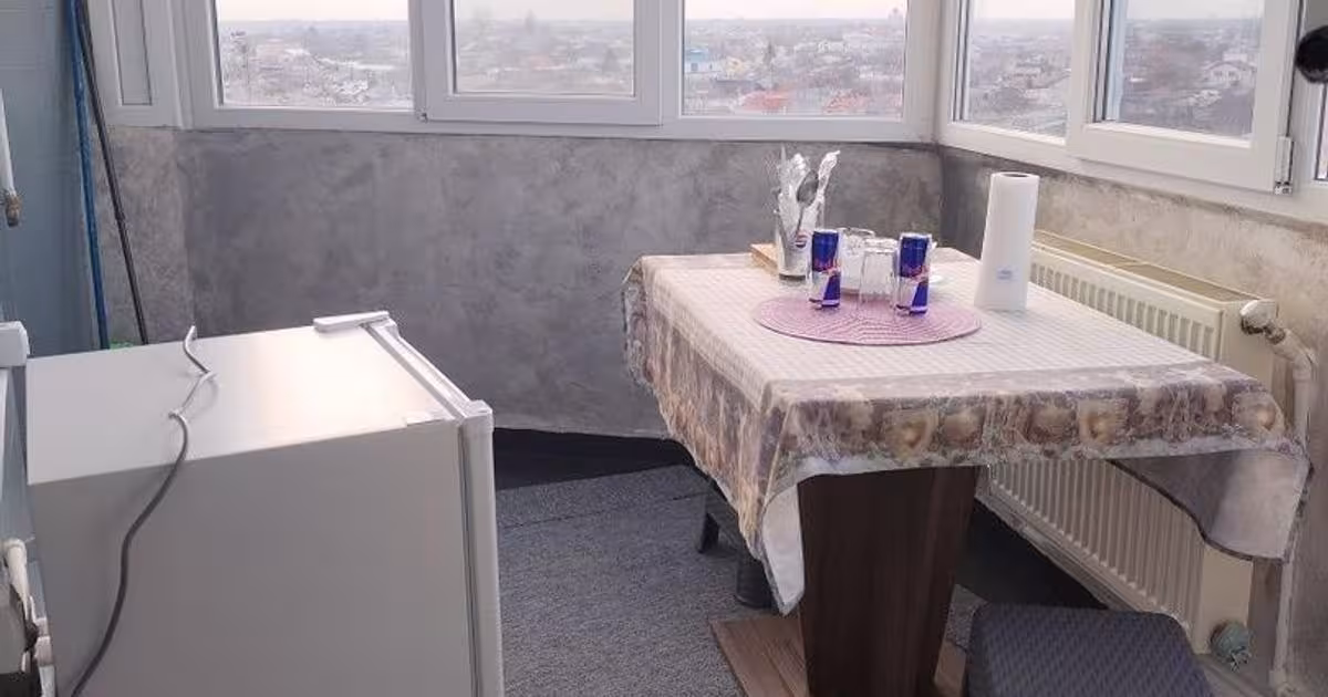 Apartament decomandat cu 2 camere în zona Gării, Brăila