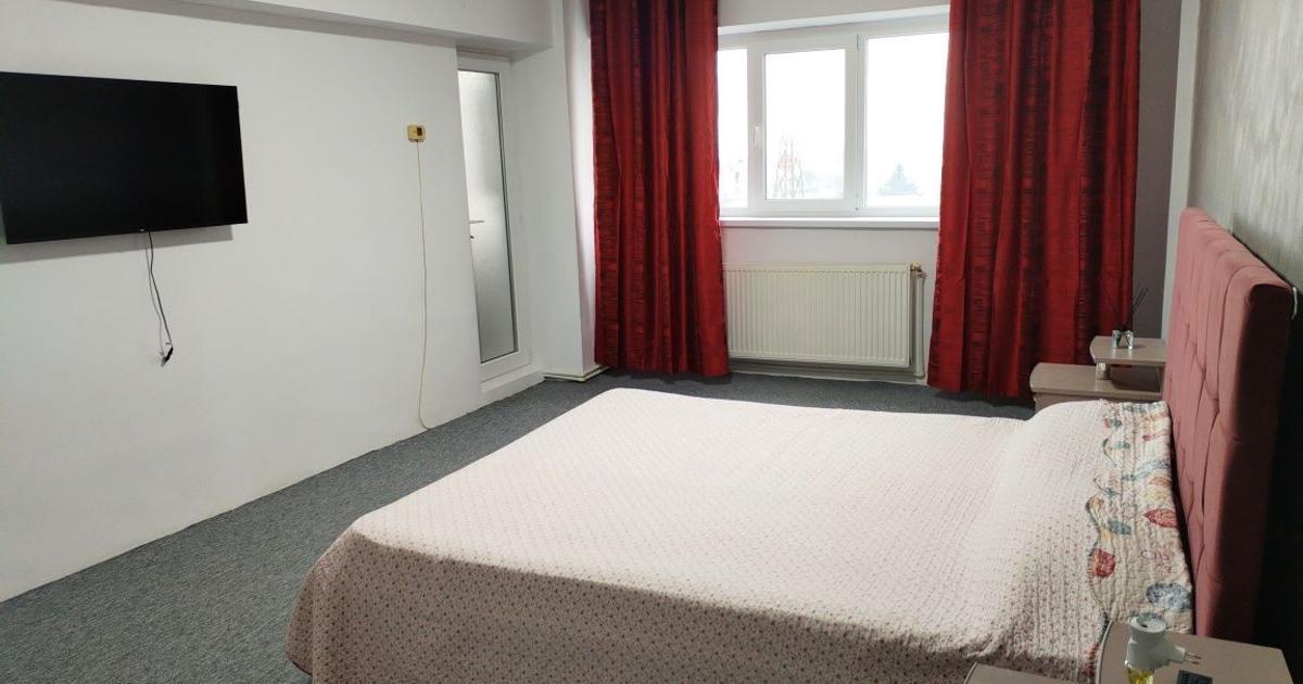 Apartament decomandat cu 2 camere în zona Gării, Brăila