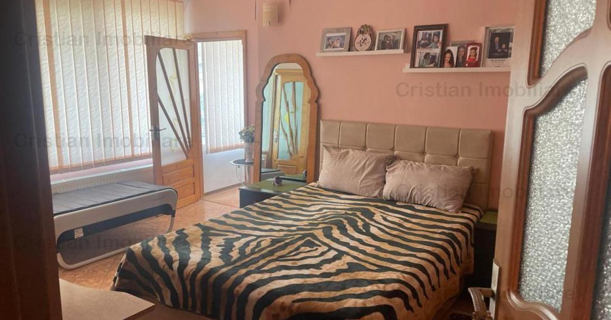 Apartament semidecomandat cu 4 camere în zona Hipodrom, Brăila