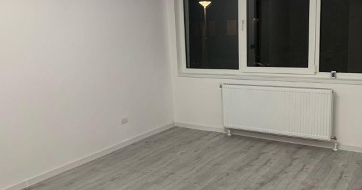 Apartament semidecomandat cu 2 camere în zona Independenței, Brăila