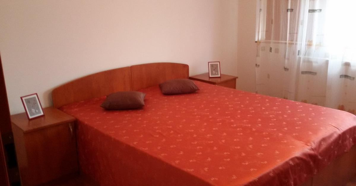 Apartament semidecomandat cu 3 camere în zona Independenței, Brăila