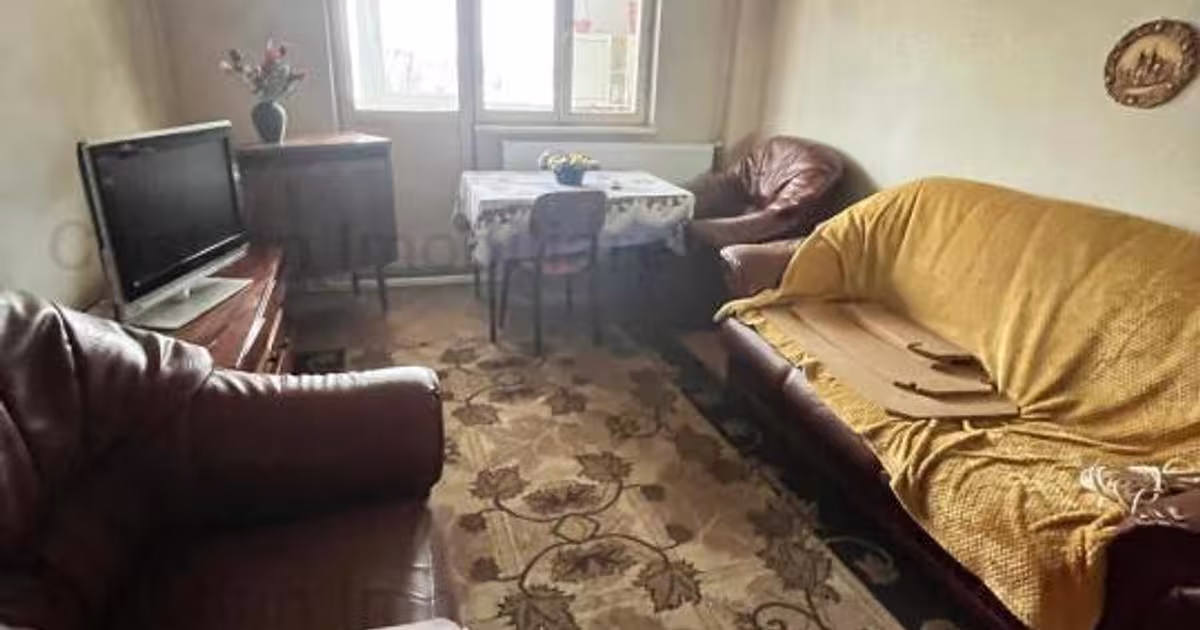 Apartament decomandat cu 2 camere în zona Obor, Brăila