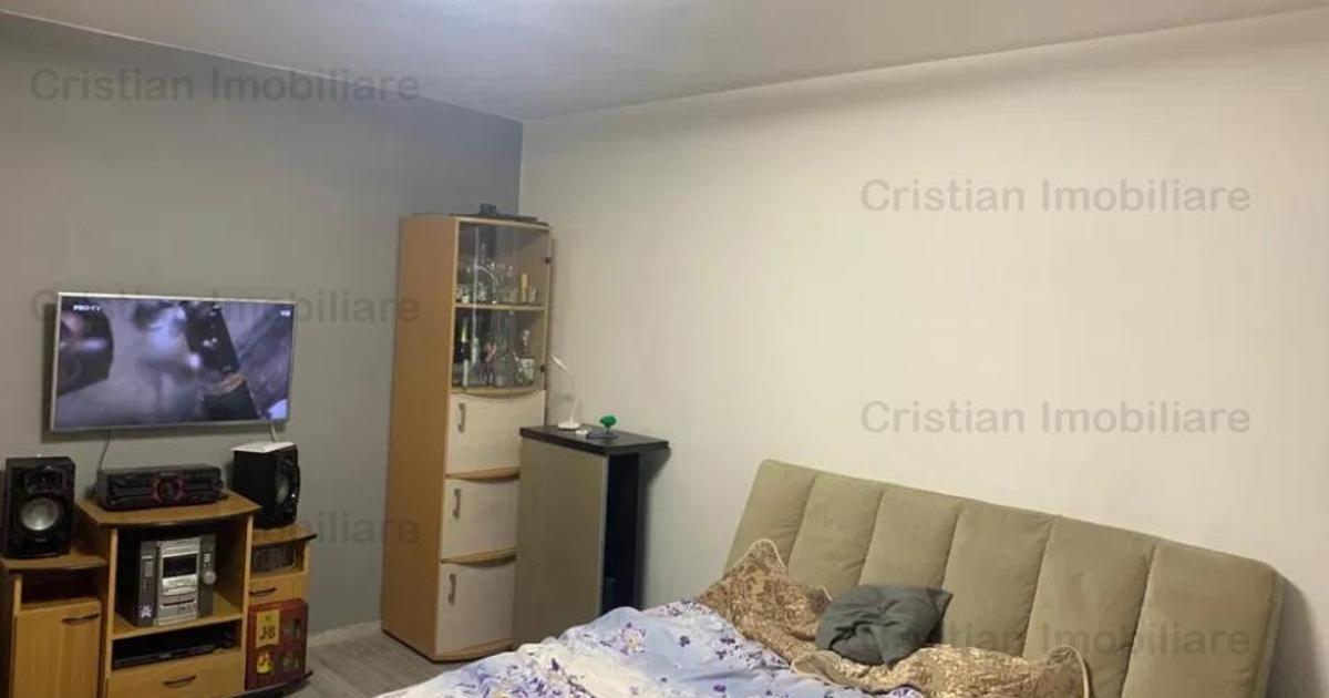 Apartament decomandat cu 2 camere în zona Obor, Brăila