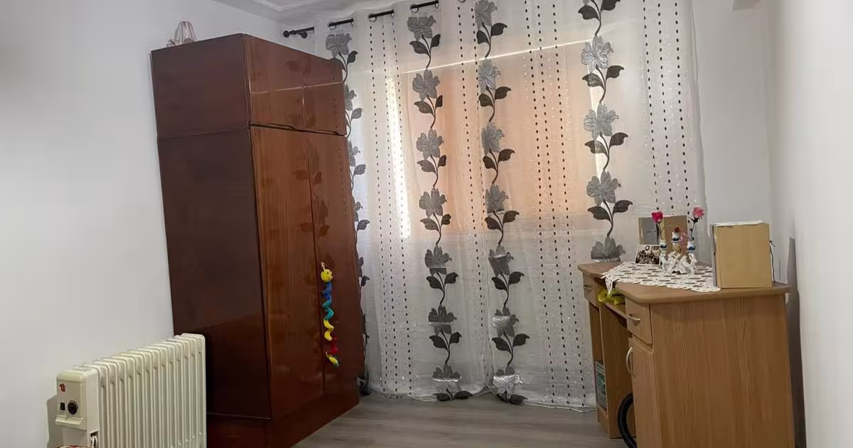 Apartament decomandat cu 3 camere în zona Vidin-Progresul, Brăila