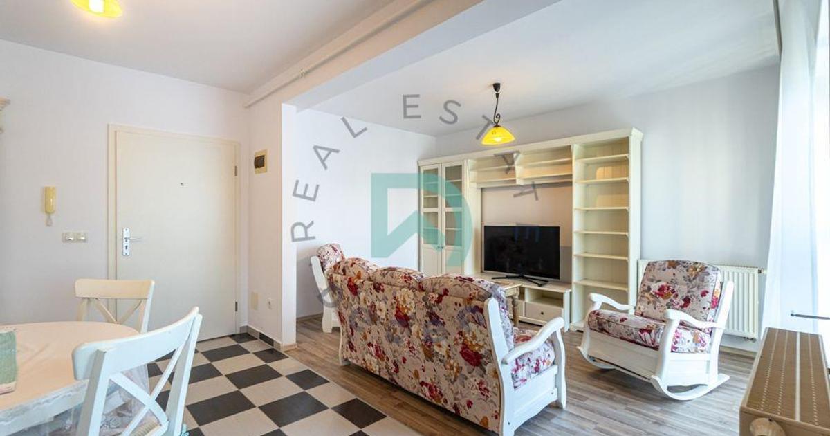 Apartament decomandat cu 3 camere în zona Avantgarden, Brașov