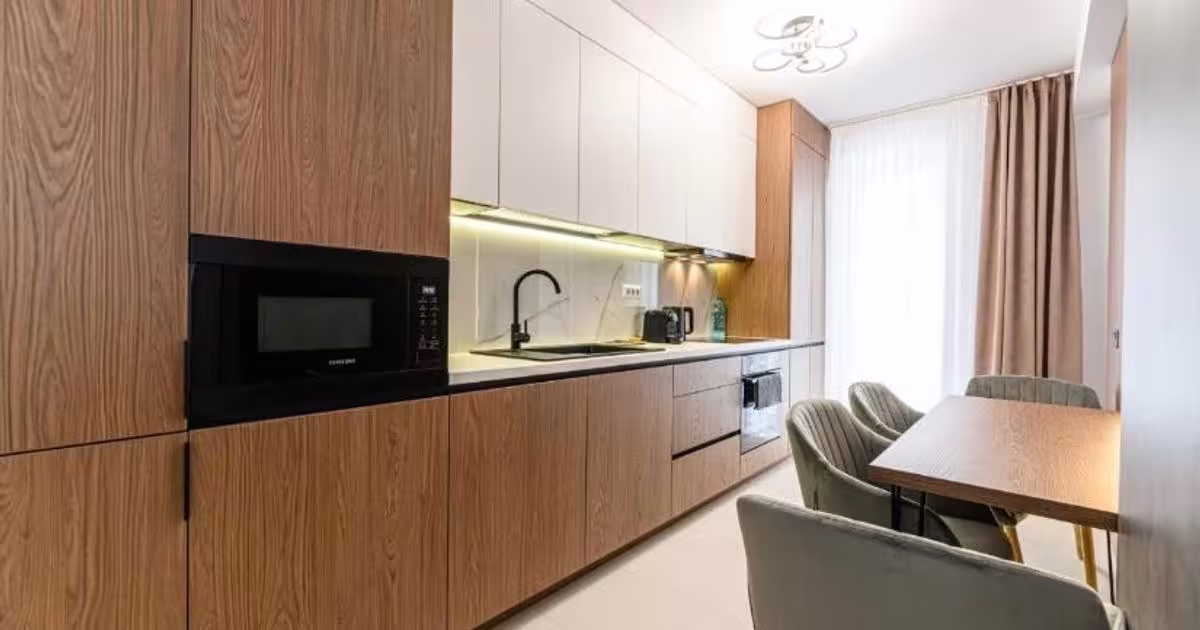 Apartament semidecomandat cu 2 camere în zona Bartolomeu, Brașov