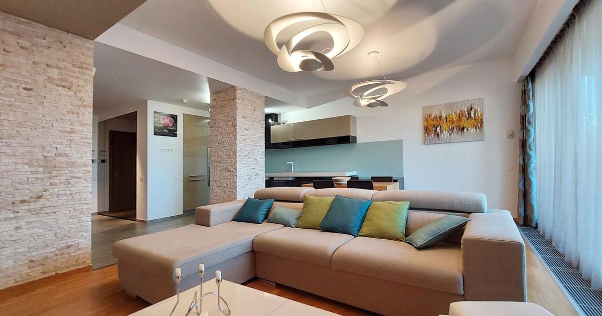 Apartament decomandat cu 2 camere în zona Drumul Poienii, Brașov