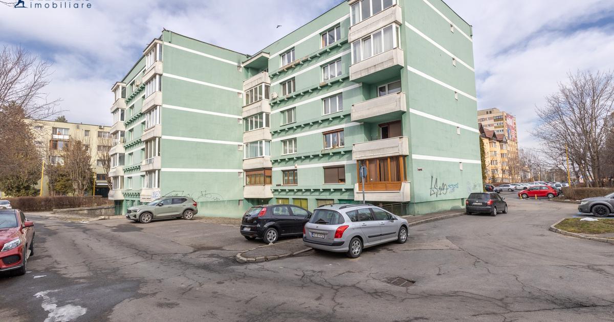Apartament decomandat cu 3 camere în zona Hărmanului, Brașov