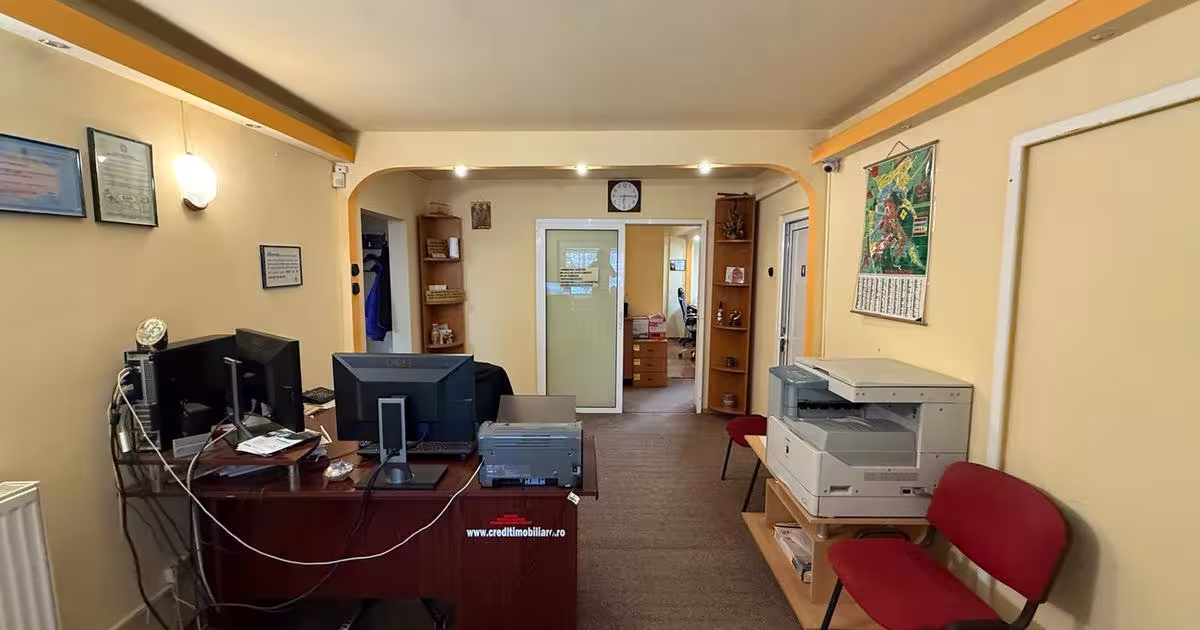 Apartament decomandat cu 4 camere în zona Scriitorilor, Brașov