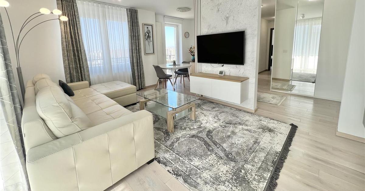 Apartament decomandat cu 2 camere în zona Tractorul, Brașov