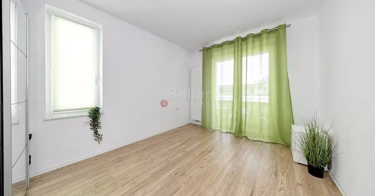 Apartament 3 camere | 75 mp | 2 băi | parcare + boxă | Tractorul