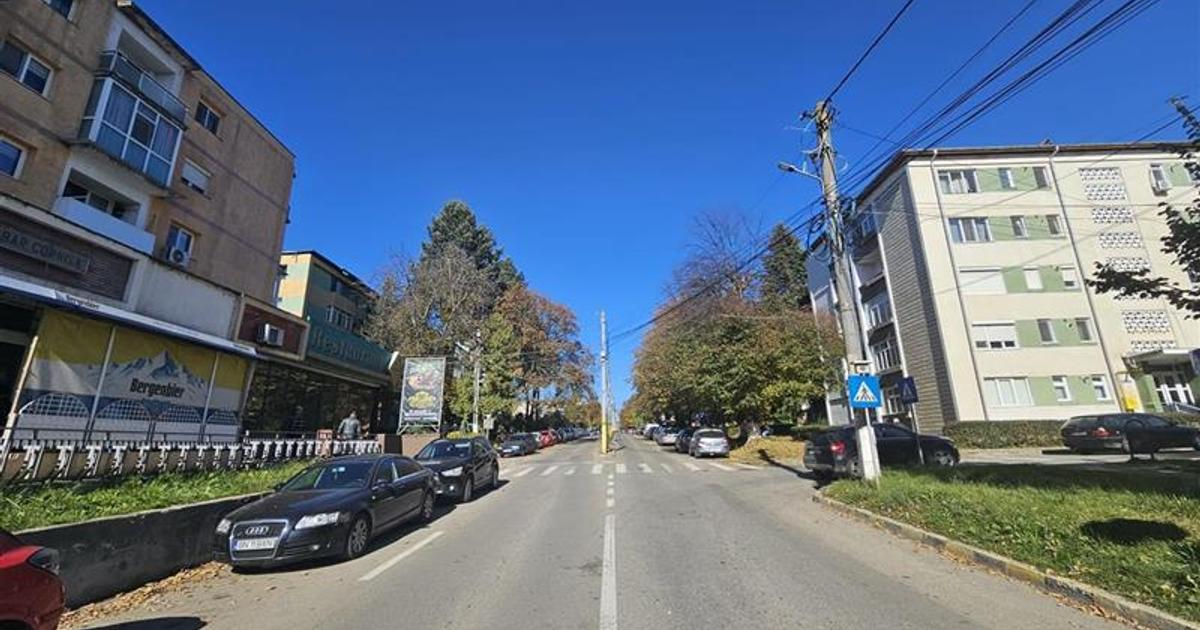 Apartament decomandat cu 3 camere în zona Central, Buhuși