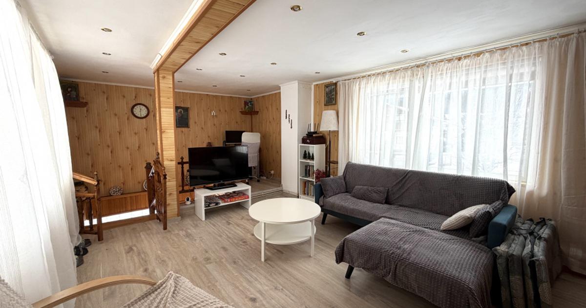 Apartament decomandat cu 4 camere în zona Valea Alba, Bușteni