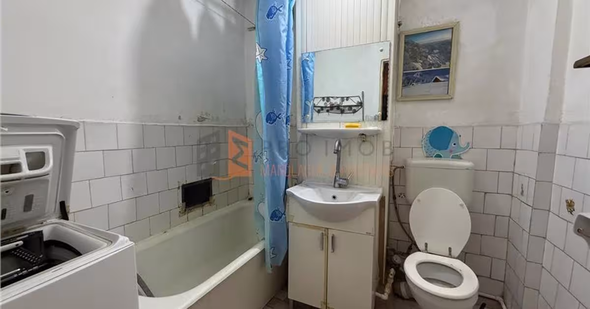 Apartament semidecomandat cu 2 camere în zona 1 Decembrie, Buzău