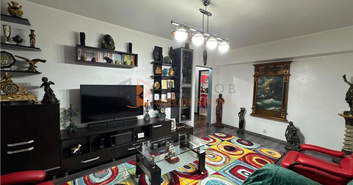 Apartament decomandat cu 3 camere în zona 1 Decembrie, Buzău