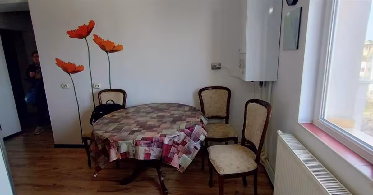 Apartament decomandat cu 2 camere în zona Dorobanți 2, Buzău