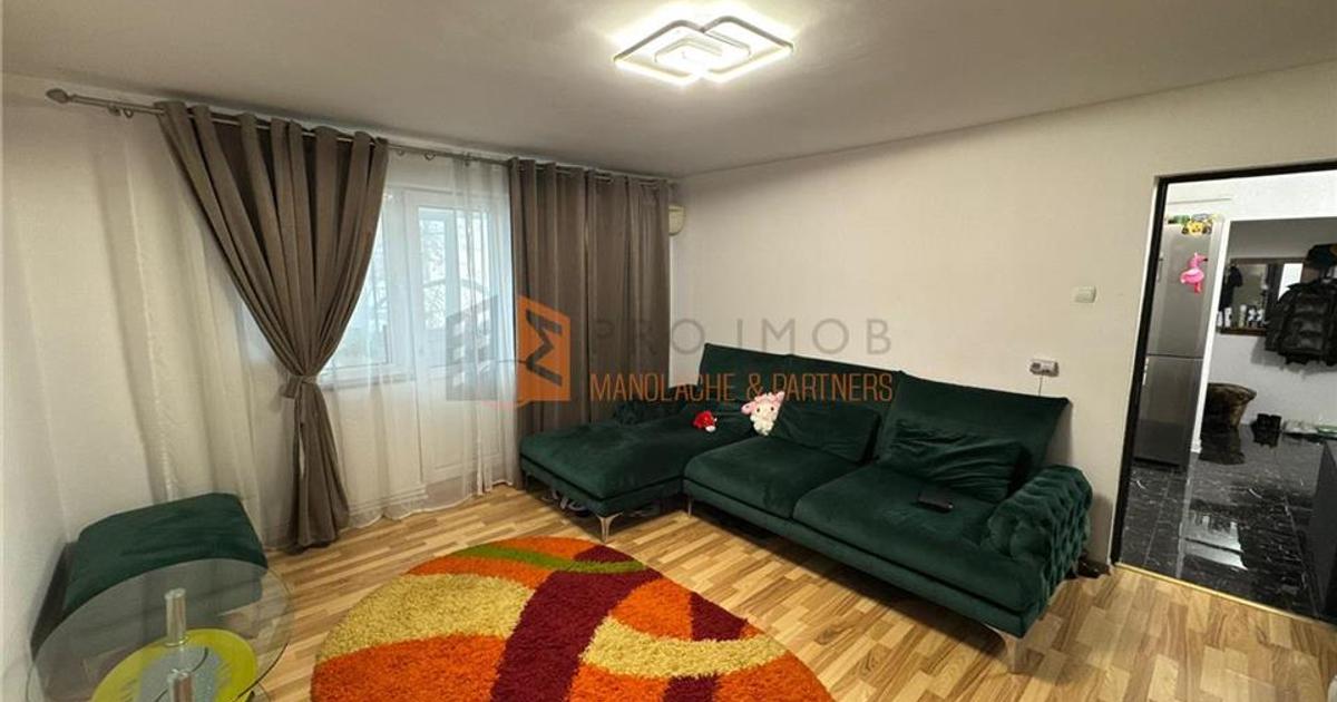 Apartament decomandat cu 3 camere în zona Micro 5, Buzău