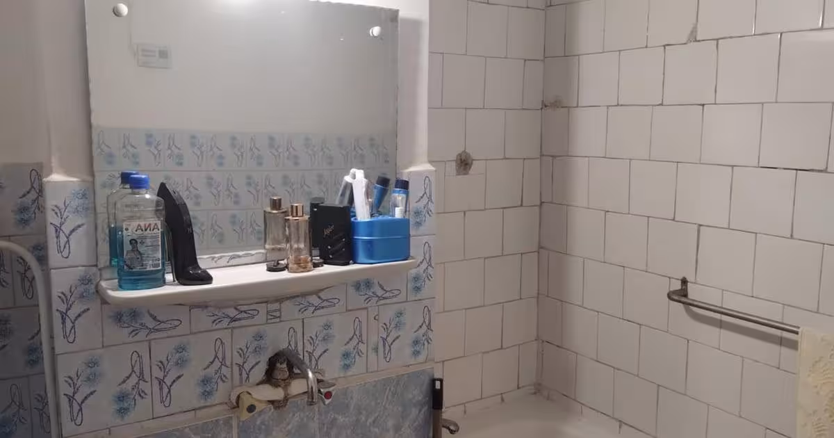 Apartament decomandat cu 3 camere în zona Sud-Vest, Buzău