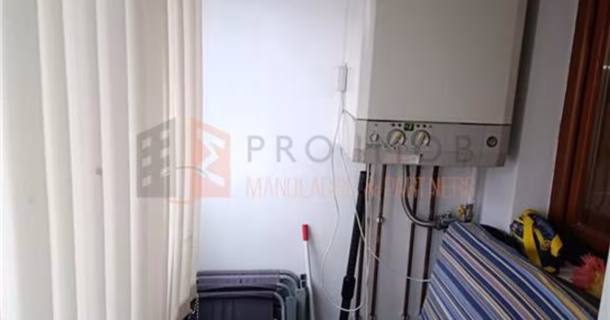 Apartament decomandat cu 2 camere în zona Unirii Sud, Buzău