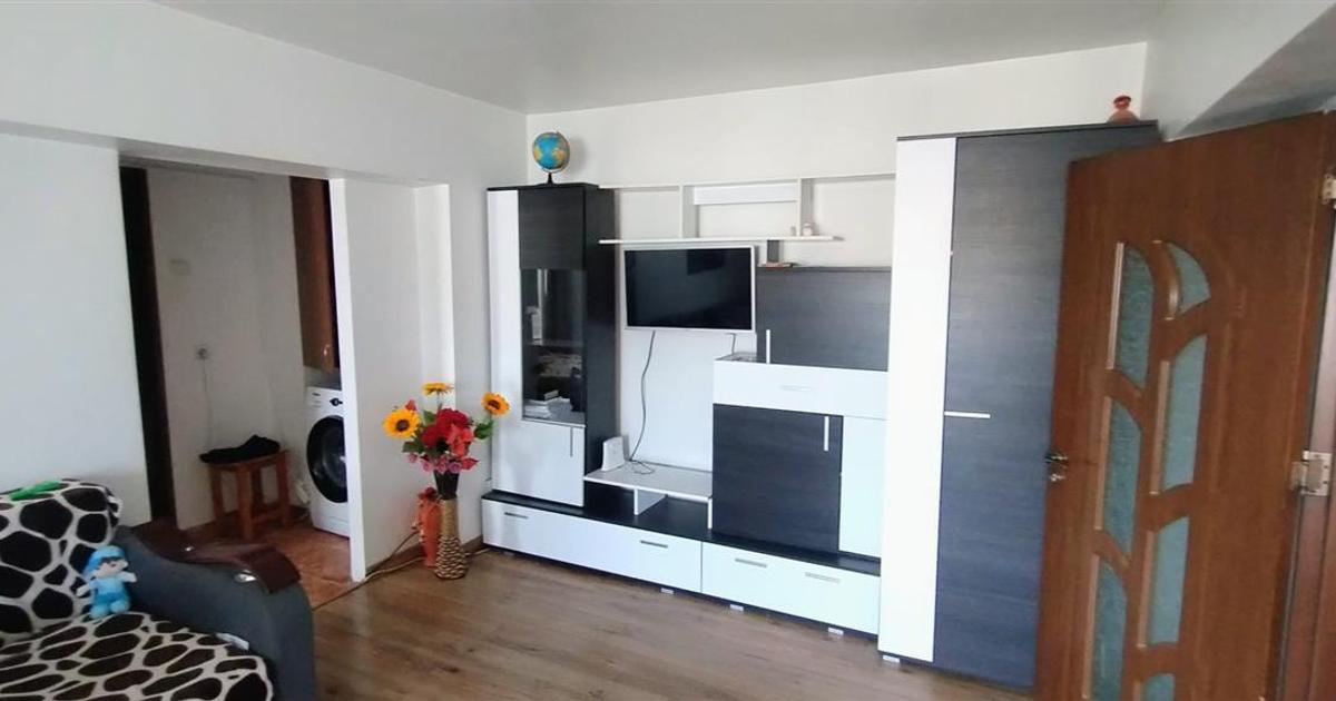 Apartament semidecomandat cu 2 camere în zona Unirii Sud, Buzău