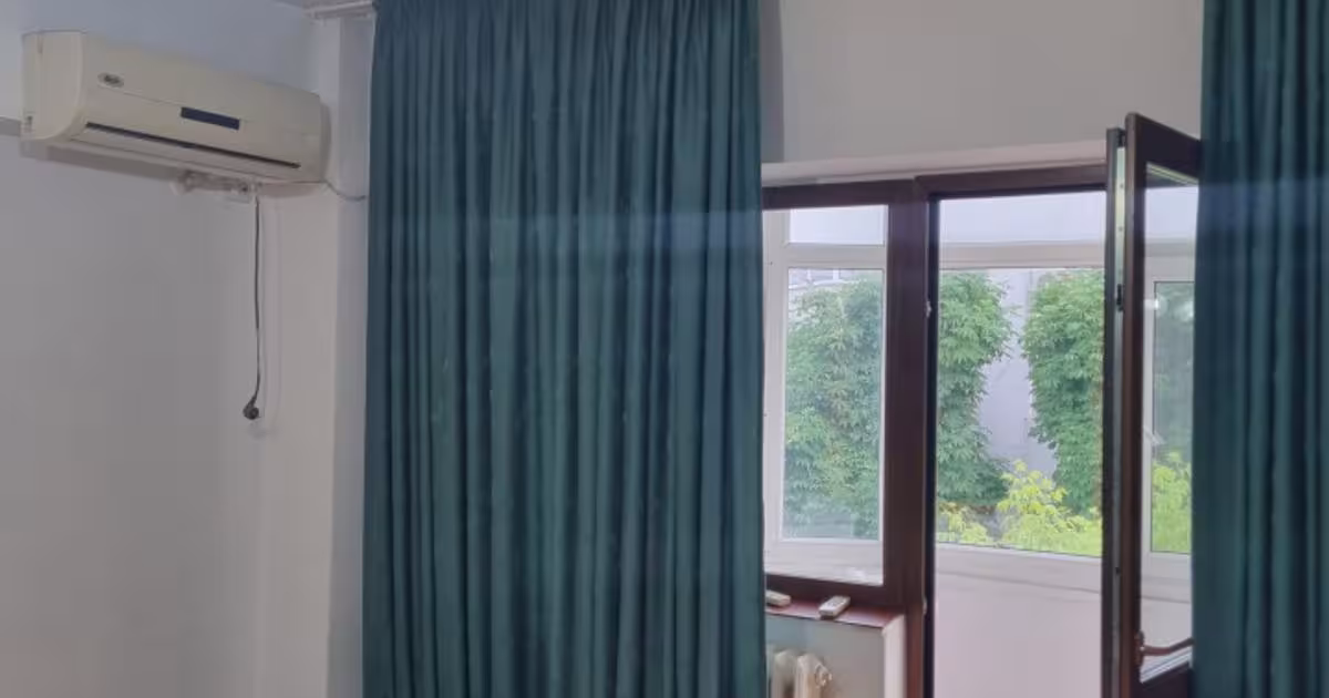 Apartament semidecomandat cu 3 camere în zona 5 Călărasi, Călărași