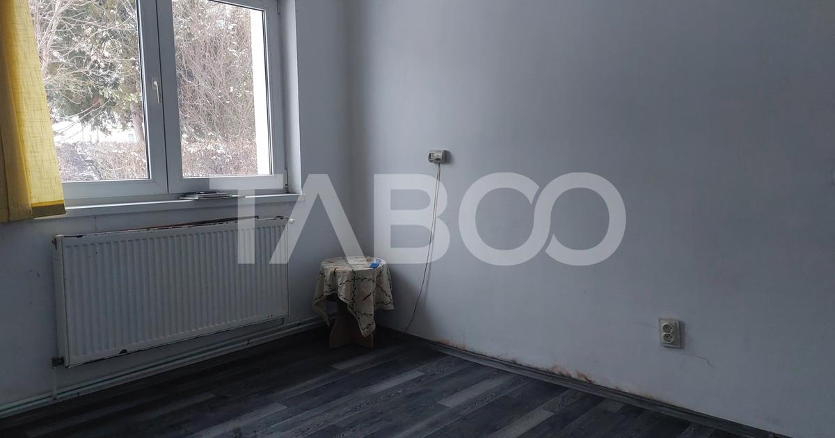 Apartament decomandat cu 2 camere în Cisnădie